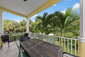 Maison en rangée luxueuse | Vue du balcon