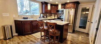 Entire Salt Lake City Home minutes Away from Airport and Downtown!!