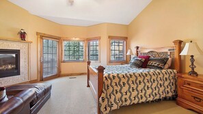 4 Schlafzimmer, Bügeleisen/Bügelbrett, kostenloses WLAN, Bettwäsche