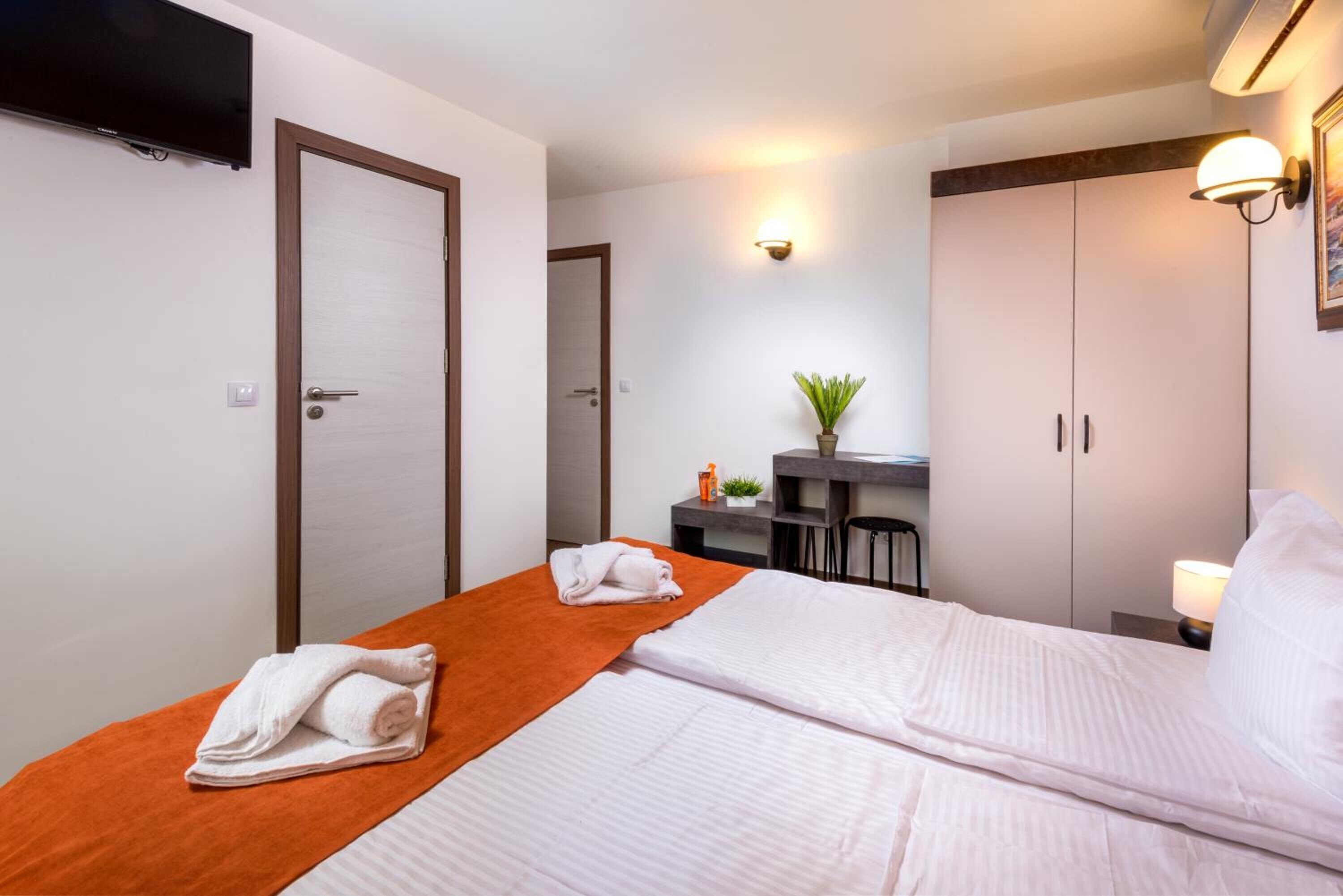 Photo - Panorama Blue Family Hotel and Free parking