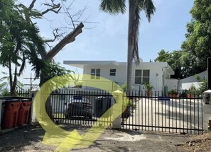 Enceinte de l’hébergement