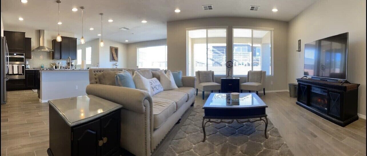 Netflix Home- new build near airport