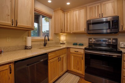 This beautiful and modern condo is the ideal getaway in Winter Park.