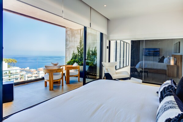 3 chambres, bureau, fer et planche à repasser, accès au Wi-Fi (inclus)