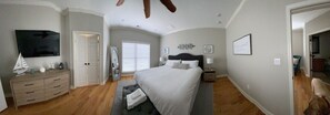 4 bedrooms, desk, iron/ironing board, free WiFi