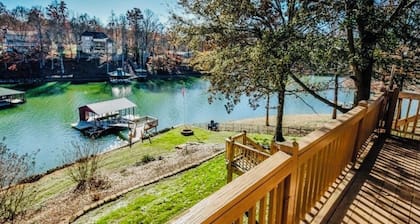Coventry Cove Lakefront House