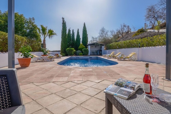 Villa Bravo Viñuela by Ruralidays