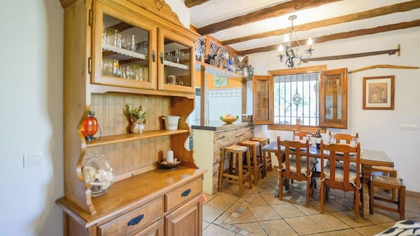 Dining - Cortijo los Chinos Órgiva by Ruralidays (Granada)