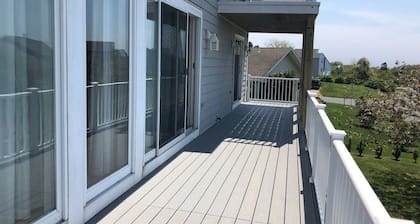 Beautiful and Spacious 5 bedroom 3 1/2 bath. In the village of Pt. Judith.