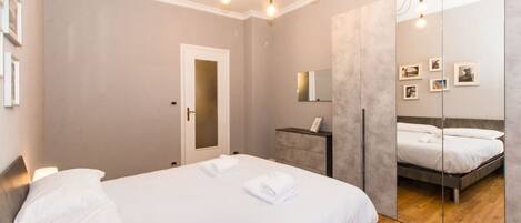 1 chambre, fer et planche Ă repasser, Wi-Fi, draps fournis