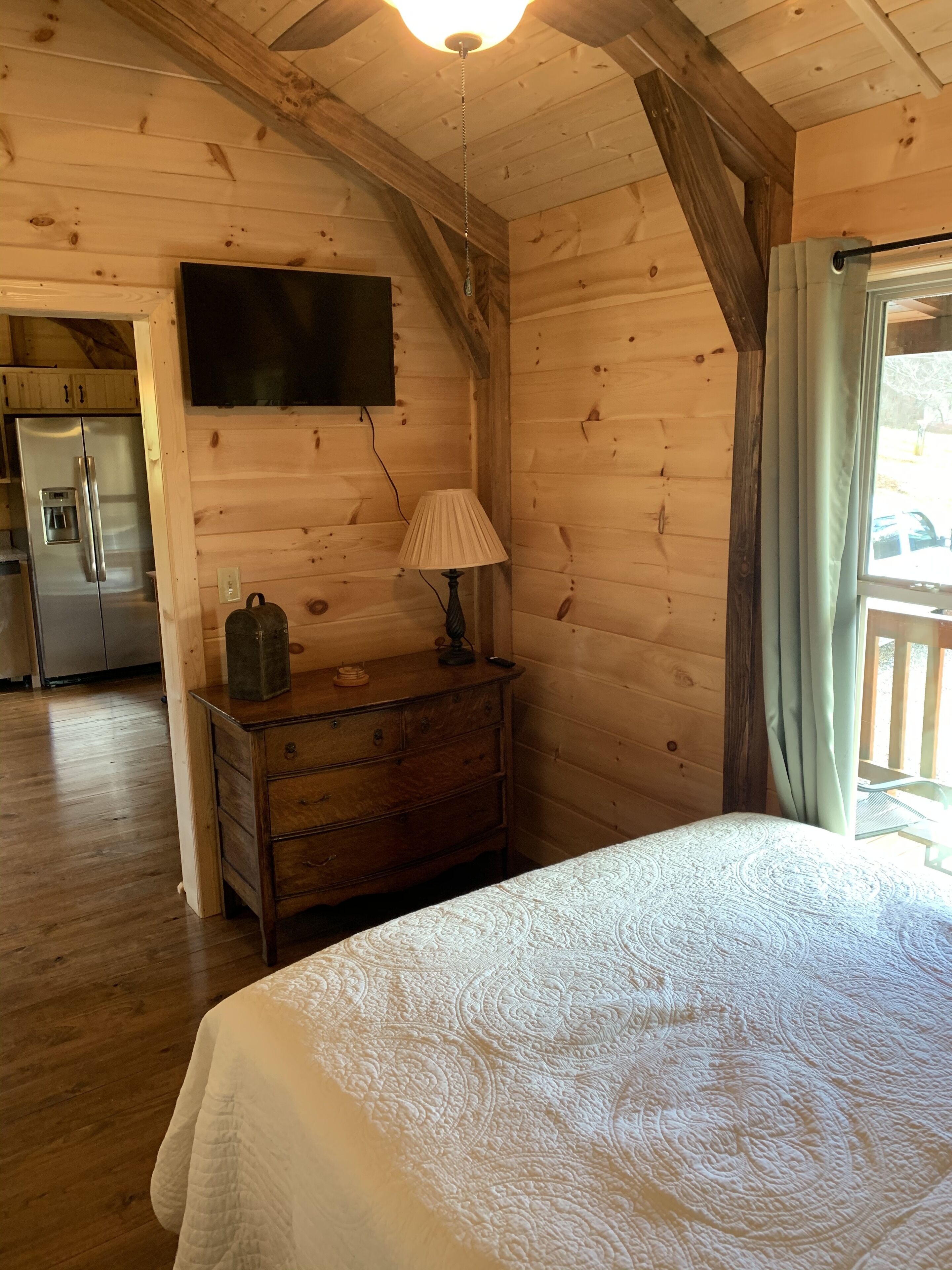 Turkey Trot- New Cabin in Black Mountain w/ views & discount Biltmore tickets!
