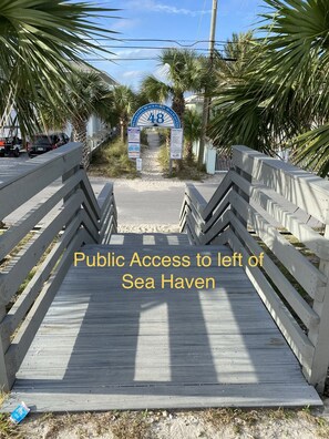 Property grounds - Remodeled 3 BR 2BA condo steps to the beach! Sunset views and private garage.  (Panama City Beach)