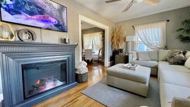 Living area - Cozy Home with LOTS of space- Less than 1 mile to ISU & IWU, 5 miles to airport (Normal)