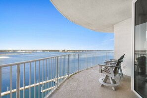 Property grounds - Caribe Resort B1207 Spacious Four Bedroom! Complimentary Boat Slip! (Orange Beach)