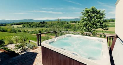Homestead Bahor With Whirlpool, Črnomelj, Slovenia