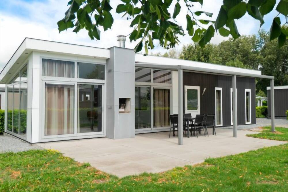 Pavilion 4 by Interhome