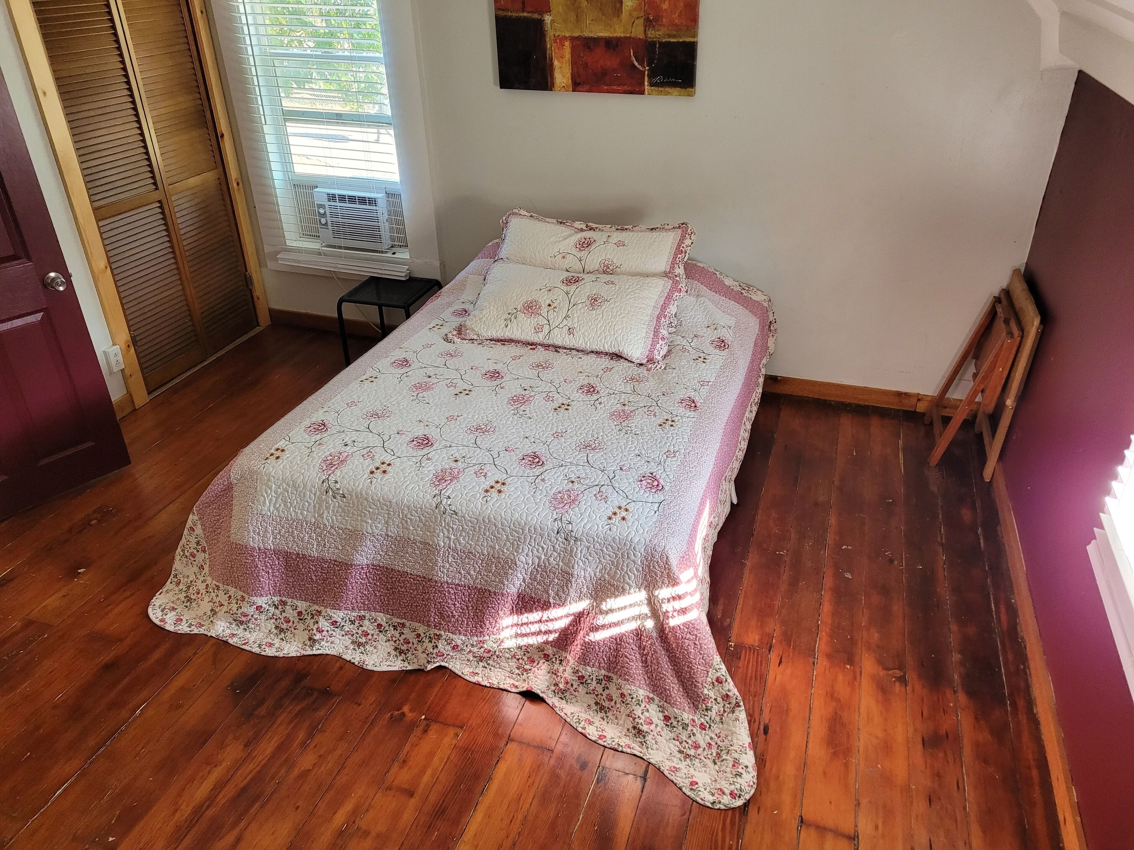 Relaxing Riverfront 1875 Farquar Historic Home