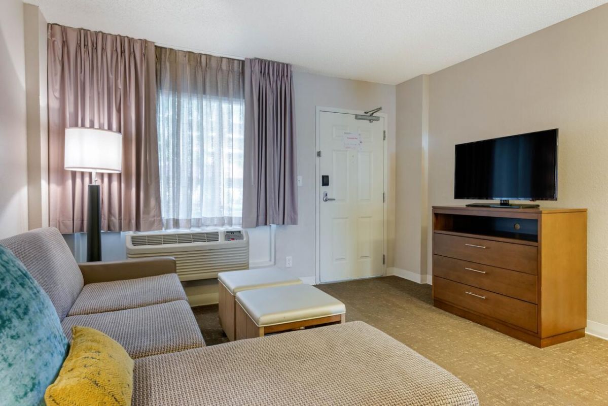 Family Vacation! Disney Dream! Two Serene Units, Near Disney's Blizzard Beach Water Park