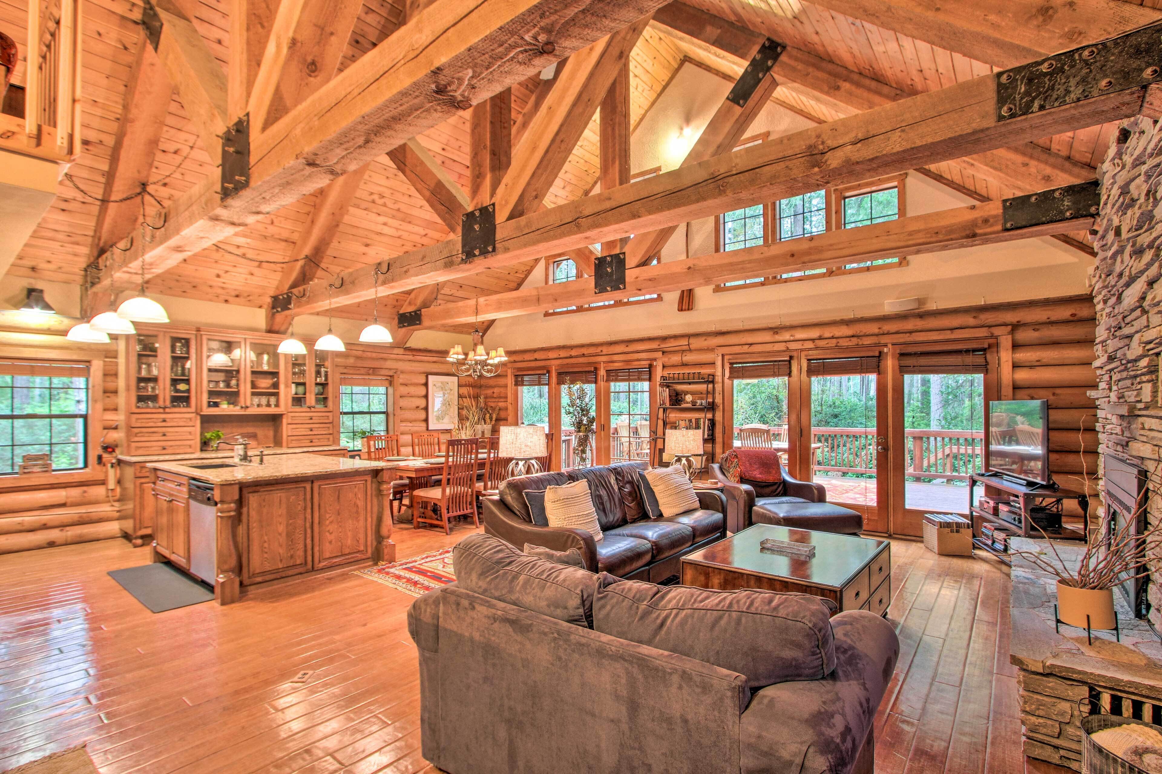 Anderson Island Cabin on Half Acre with Fire Pit!