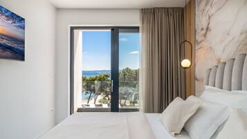 4 slaapkamers, een kluis op de kamer, een strijkplank/strijkijzer