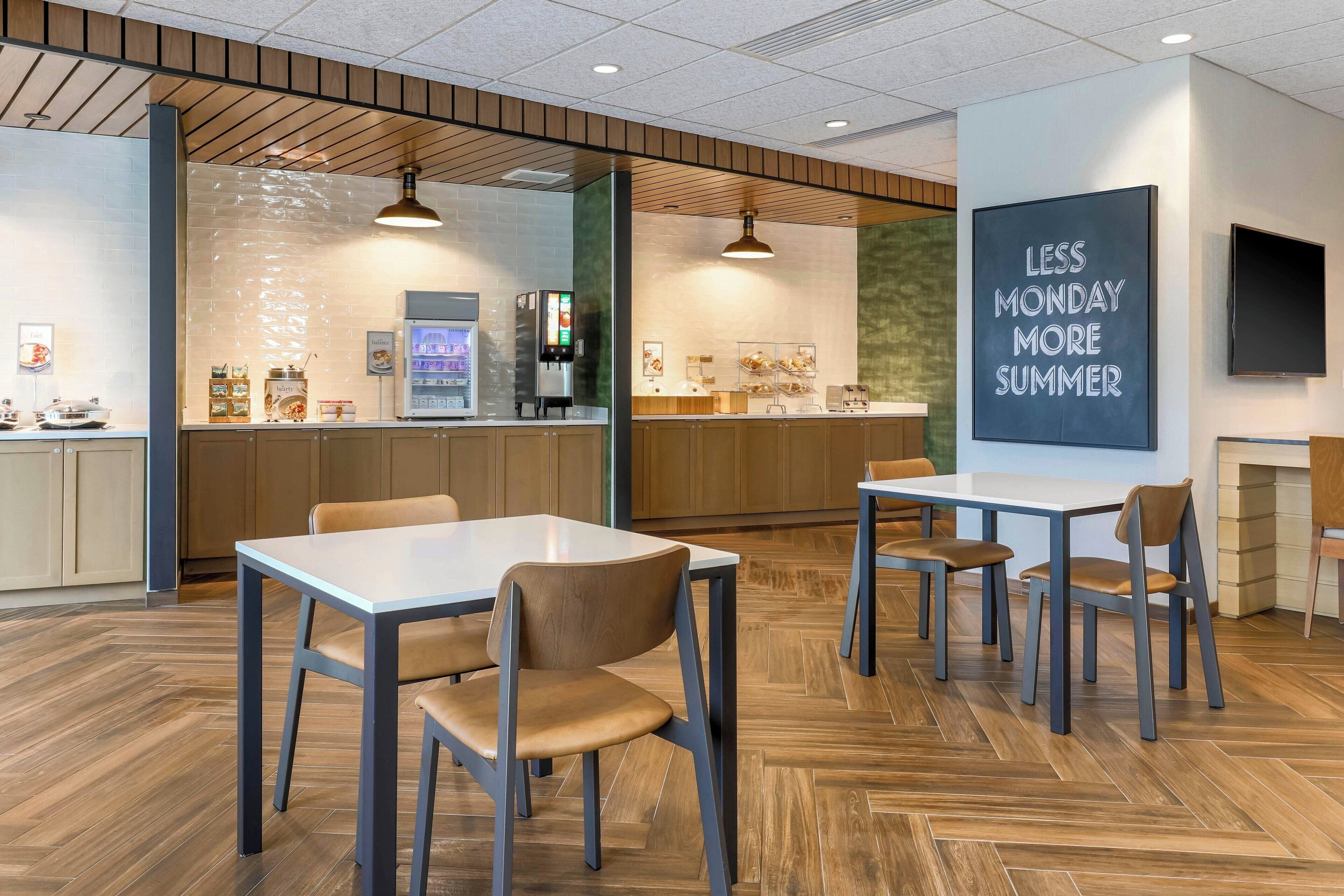 free daily continental breakfast