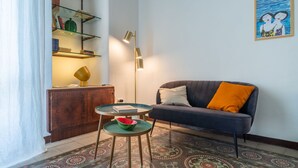 Leilighet, 1 dobbeltseng med sovesofa, balkong, byutsikt | Oppholdsområde