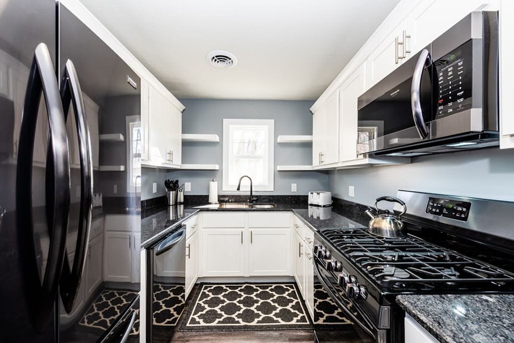 Charming Cottage w/Hot Tub & Fire Pit in New Buffalo/Nov-Mar Buy 3/get One Night