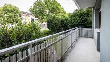 Apartment, 2 Bedrooms | Terrace/patio