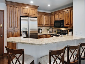 Fridge, microwave, oven, stovetop - Seasons Lodge 206 | 2BR Arrowhead Condo, Summer AC, Pool (Edwards)