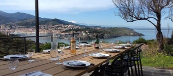 Villa, exceptional setting and view, Cap Bear