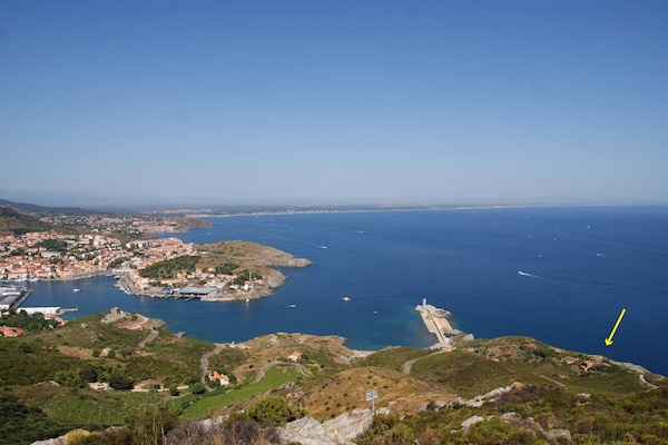 situation privilégiée à proximité du Cap Béar