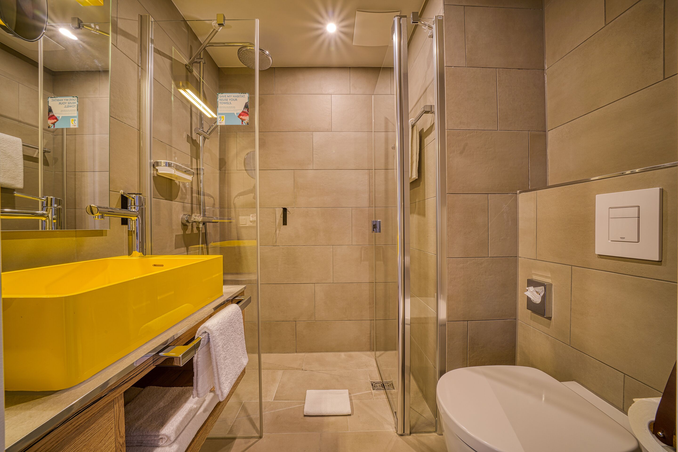 shower, rainfall showerhead, free toiletries, hair dryer