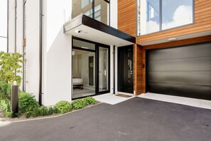 Exterior detail - Architectural Urban Diamond (Christchurch)