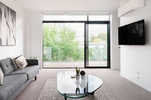TV, offices