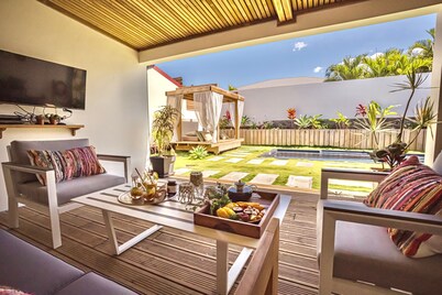 Villa Moyà***** "Un Brin de Paradis" heated pool 3 master suites