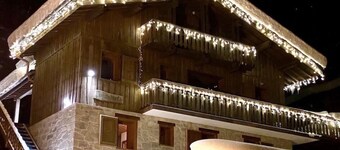 Chalet  20p. Ski-in ski-out! 20p - Sauna - great view Mont Blanc