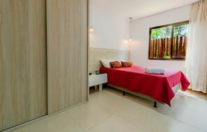 Apartamento | 2 dormitorios, decoración individual, cortinas opacas