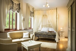 6 bedrooms, individually decorated, blackout drapes, free WiFi - Villa Palazzo Angelica (Oprtalj)
