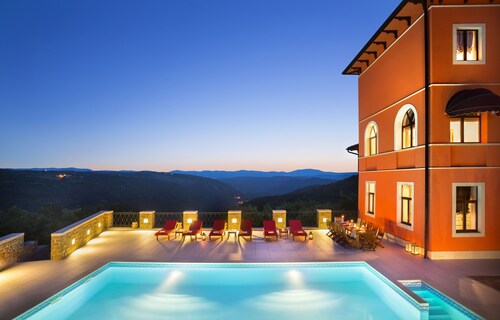 Villa Palazzo Angelica