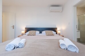 3 Schlafzimmer, Bügeleisen/Bügelbrett, WLAN, Bettwäsche