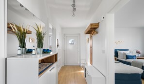 2 bedrooms, iron/ironing board, travel crib, free WiFi - Merle - water view, shower bath, sauna, fireplace, terrace, detached house (Olpenitz)