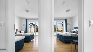 2 bedrooms, iron/ironing board, travel cot, free WiFi