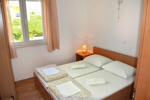 Panoramic Apartment, 2 Bedrooms, Balcony, Sea View | Individually decorated, individually furnished, blackout drapes - Floral Apartments Pende (Novalja)
