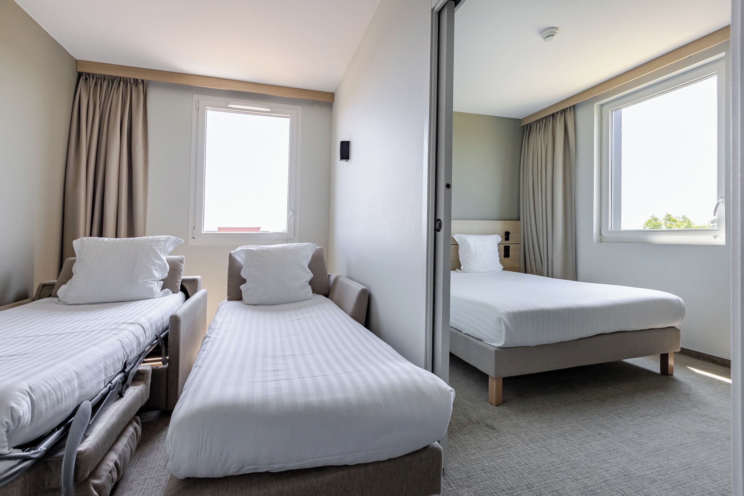 Soundproofing, free cots/infant beds, free WiFi, bed sheets