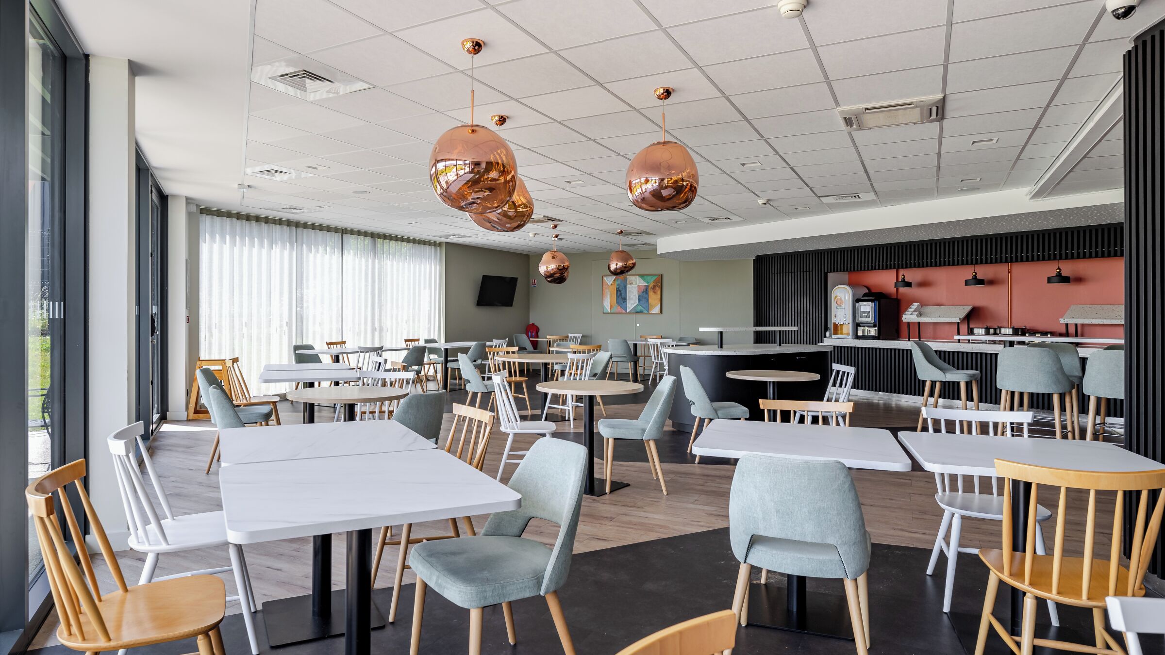 Dagelijks ontbijtbuffet (EUR 13.00 per persoon)