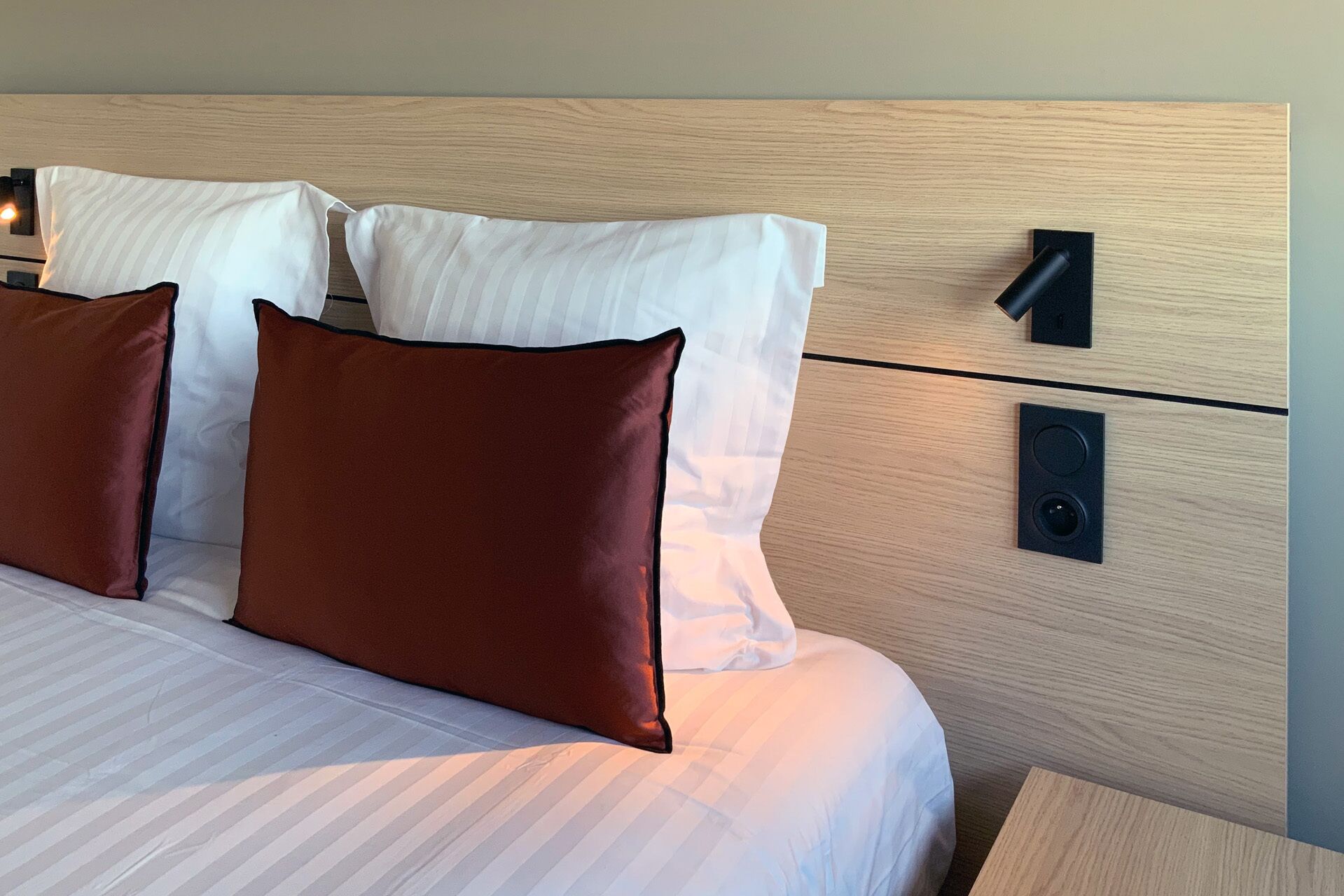 soundproofing, free cots/infant beds, free wifi, bed sheets