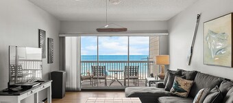 Seaside Beach House 203 · Top Floor · 14-Ft Balcony · Pool