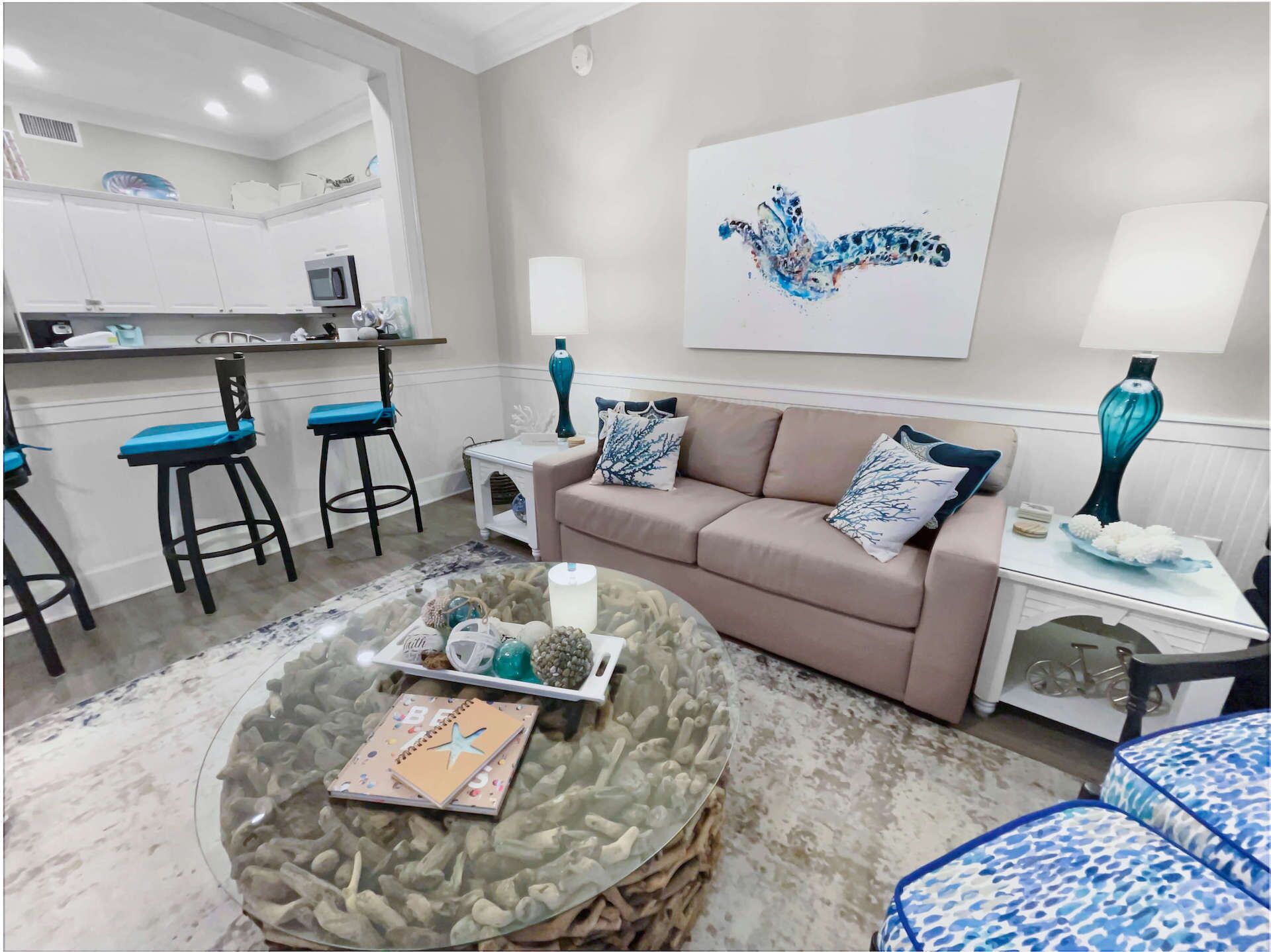 Redesigned ParkViews w Lux Amenities By Beach w Bikes