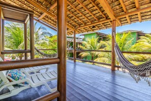 Bungalow | Lanai - IT10 Bangalô Duplex 3 Suítes Pé na Areia (Camaçari)