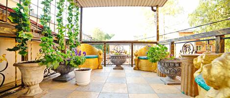 Terrace/patio